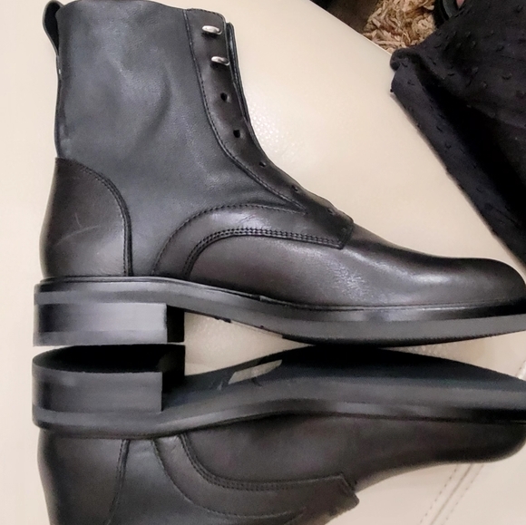 Rag & Bone Black Leather Ankle Boots - Picture 1 of 8
